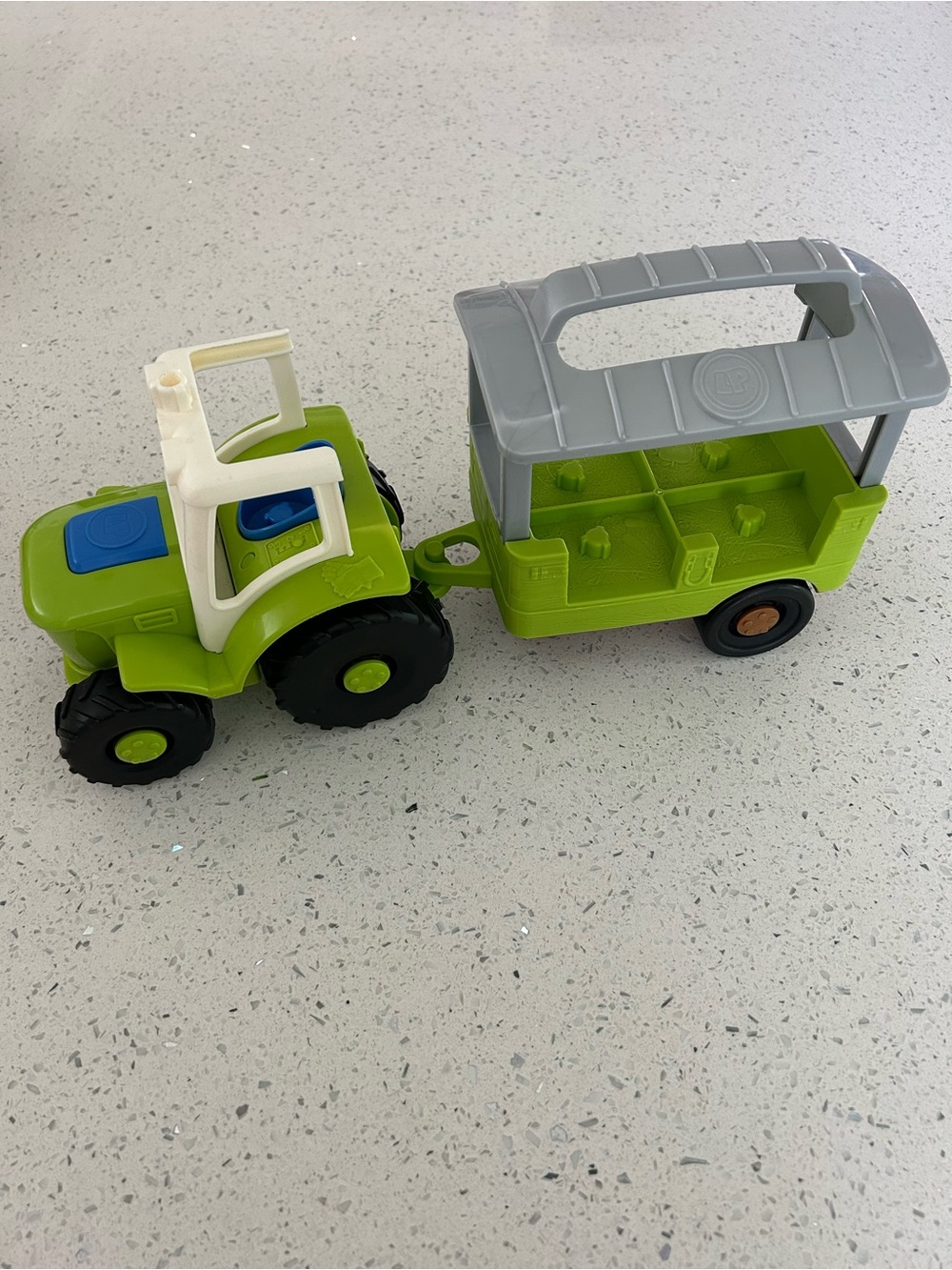 Fisher Price Little People Green Tractor & Wagon Set